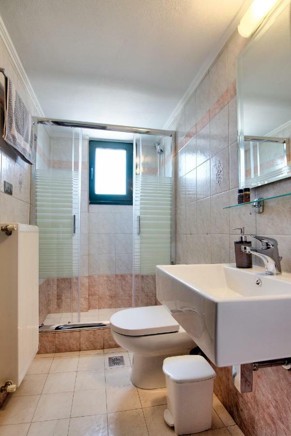 Moúdhros Pandora Apartments المظهر الخارجي الصورة